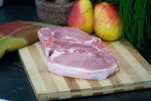 Côtelettes de porc avec os ~ Boîte 12 lbs - Boucherie Famille Bellerose